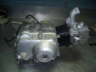 ΚΙΝΗΤΗΡΑΣ HONDA C90-thumb-1