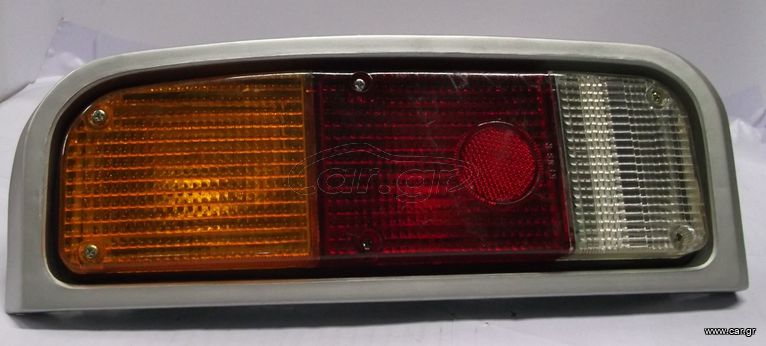 Φανάρι Οπίσθιο Δεξί - Toyota Hilux RN20 / RN25 (72-78)