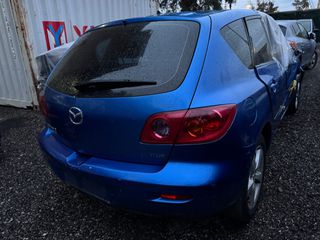 Mazda 3 2004-thumb-4