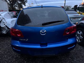 Mazda 3 2004-thumb-7