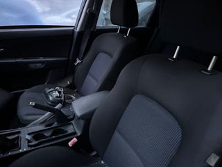 Mazda 3 2004-thumb-15