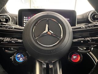 Mercedes-Benz C 63 AMG 2024 e Performance Ελληνικό Εγγύηση έως το 2027-thumb-17