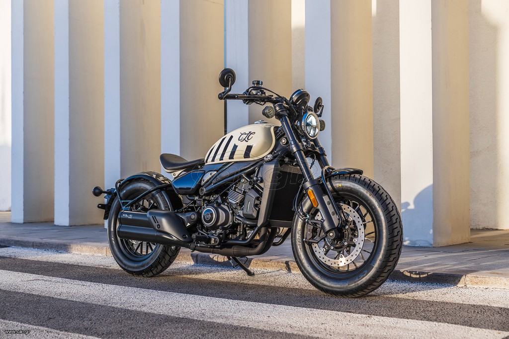 CFmoto 450 CL-C 2026 Bobber