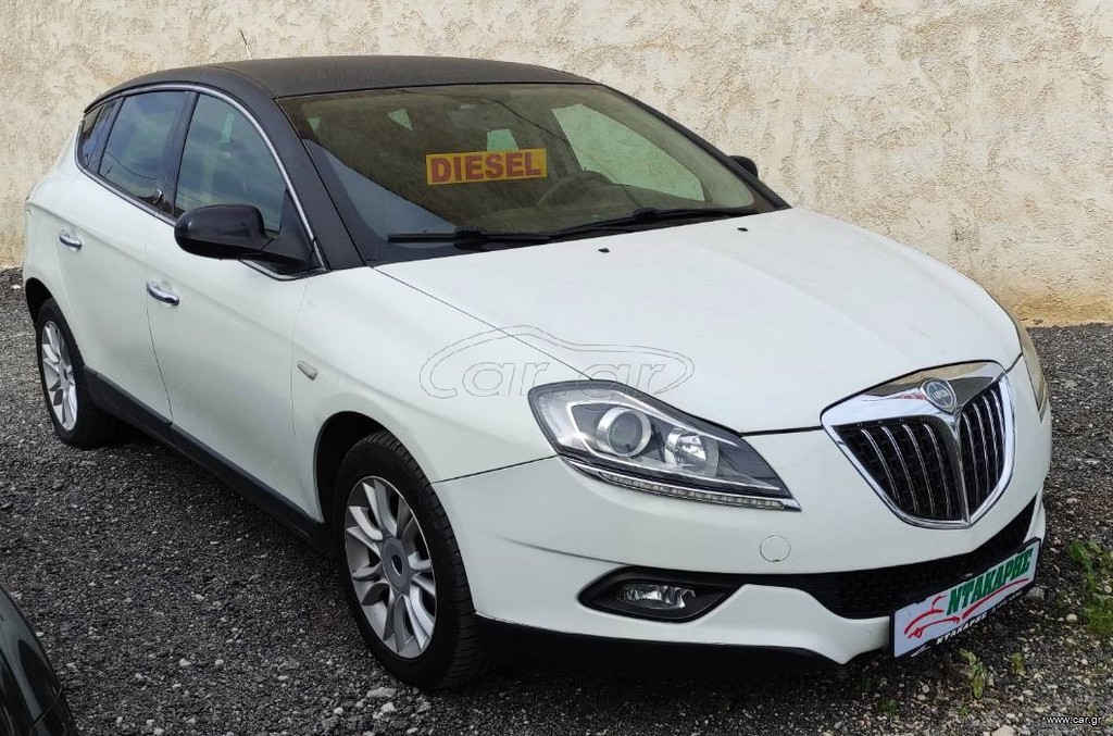 Lancia Delta 2011
