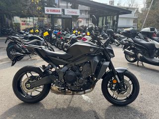 Yamaha MT-09 Y-AMT 2026-thumb-2