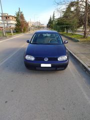 Volkswagen Golf 2000