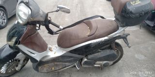 PIAGGIO BEVERLY 300-thumb-6