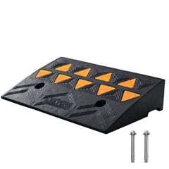 VEVOR Rubber Curb Ramp 4,25" Rise Height Sidewalk Curb Ramp, 11,8" Width 19,7" Length Ramp for Curb, 15T Heavy Duty Rubber Ramp για περονοφόρα, φορτηγά, λεωφορεία, αυτοκίνητα, αναπηρικά καροτσάκια, πο