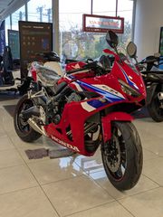 Honda CBR 650 2026 R E-CLUTCH