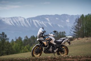 CFmoto 700 MT 2026 ΕΤΟΙΜΟΠΑΡΑΔΟΤΟ ΜΕ ΔΩΡΟ ΤΡΙΒΑΛΙΤΣΟ-thumb-8