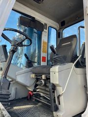 Εκσκαφέας Με Λάστιχα Liebherr 1999 Α904-thumb-25