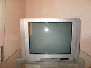 Schaub Lorenz 21'' CRT + Έπιπλο TV / Σχεδόν Καινούργια / Συλλεκτική - Vintage!!!