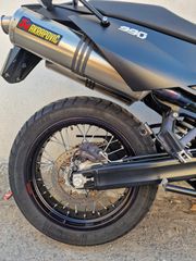 KTM 990 Adventure 2011-thumb-2