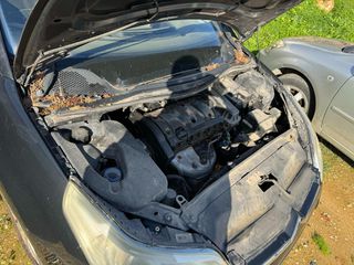 Citroen C4 2005 VTRS COUPE 1.6-thumb-2