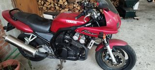 Yamaha FZS 600 Fazer 2001-thumb-1