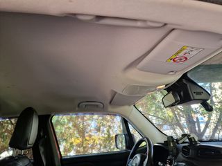 Jeep Renegade 2016 Trailhawk Anniversary special edition-thumb-10