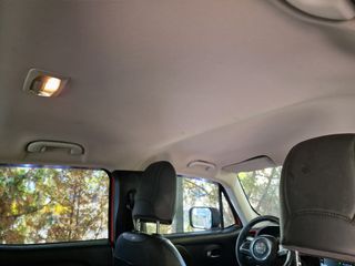 Jeep Renegade 2016 Trailhawk Anniversary special edition-thumb-11