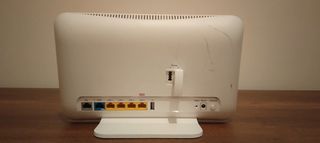 Modems & routers Cosmote-thumb-3