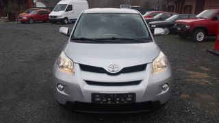 Toyota Urban Cruiser 2010 4X4-thumb-1