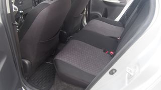 Toyota Urban Cruiser 2010 4X4-thumb-17