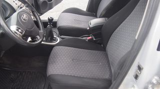 Toyota Urban Cruiser 2010 4X4-thumb-18