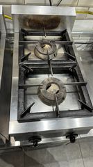 Επιπτραπέζια διπλή εστία αερίου με 2 μαντεμένιους καυστήρες ισχύος 6 Kwatt έκαστος