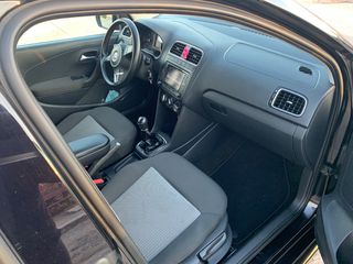 Volkswagen Polo 2013-thumb-4
