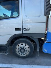 Αυτοκινητάμαξα Volvo 2001 FM420