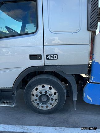 Αυτοκινητάμαξα Volvo 2001 FM420