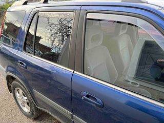 Honda CR-V 1999-thumb-3