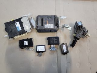 Σετ εγκέφαλου με κωδικό 89661-0DK50 από TOYOTA YARIS 1ND πετρέλαιο χρονολογία 2014 έως 2017 τιμή 350€ + ΦΠΑ αποστολή σε όλη την Ελλάδα αποστολή σε όλη την Ελλάδα