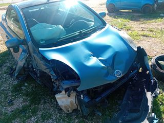 Nissan Micra 2005 CABRIO-thumb-6