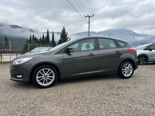 Ford Focus 2017-thumb-2