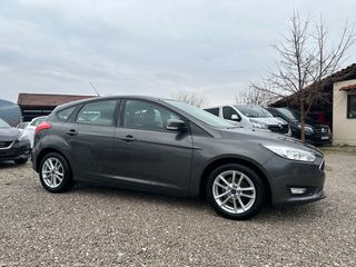 Ford Focus 2017-thumb-5