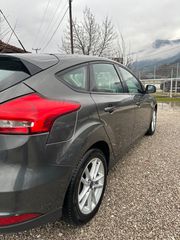 Ford Focus 2017-thumb-7