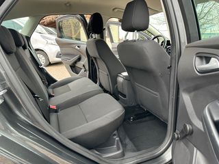 Ford Focus 2017-thumb-38