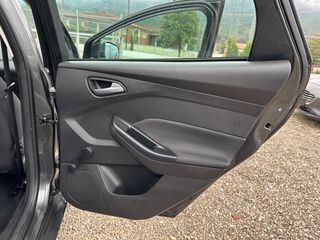 Ford Focus 2017-thumb-19
