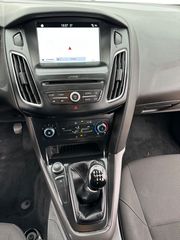 Ford Focus 2017-thumb-26