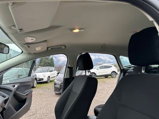 Ford Focus 2017-thumb-32