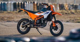 KTM SMC 2025 SMC R 390-thumb-3