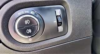 Opel Grandland X 2018 - 1o ΧΕΡΙ -PANORAMA- NAVIGATION - KAMERES - FULL  EXTRA--thumb-38