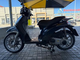 Piaggio Liberty 125 2011-thumb-5