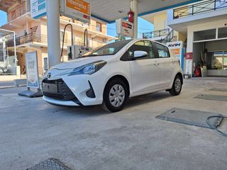 Toyota Yaris 2018-thumb-3