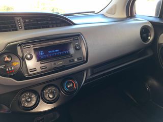 Toyota Yaris 2018-thumb-36