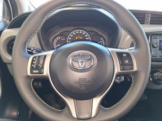 Toyota Yaris 2018-thumb-37