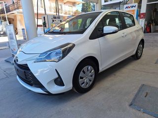 Toyota Yaris 2018-thumb-9