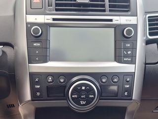 Toyota Verso 2014-thumb-15