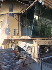 Θεριζοαλωνιστικές New Holland 1992 TX36