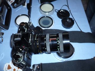 CANON AE-1 ΜΕ ΠΟΛΛΑ EXTRA ΣΕ ΒΑΛΙΤΣΑ ΑΛΟΥΜΙΝΙΟΥ-