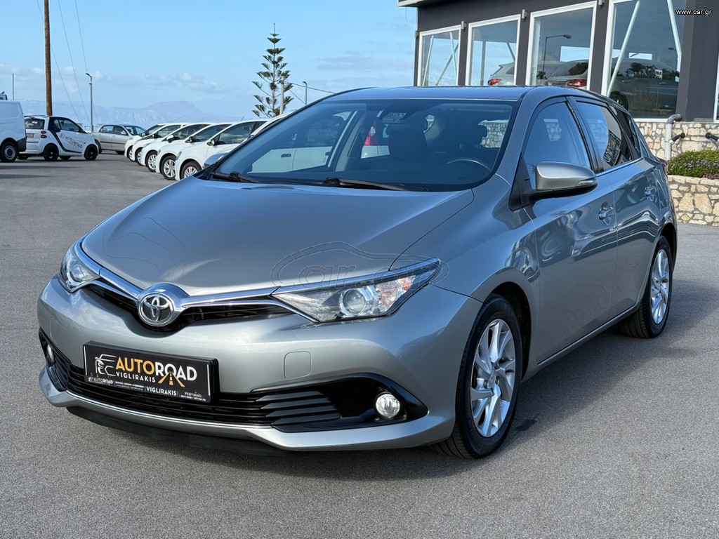 Toyota Auris 2016